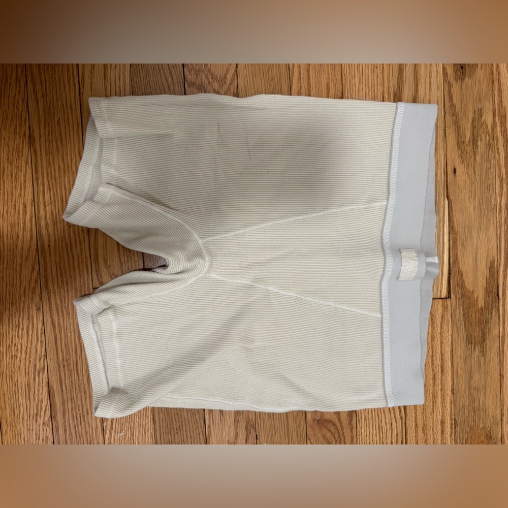 Skims Cotton Rib Boxer - Picture 8 of 11